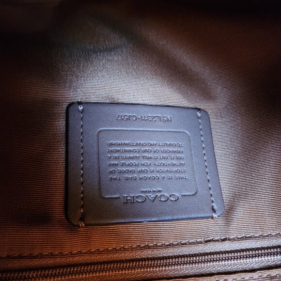 Teri Hobo Bag - Picture 9 of 12